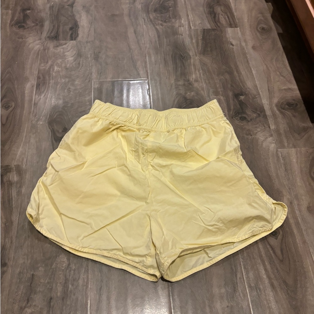 H&M Yellow shorts